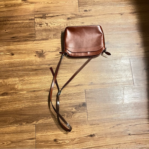 Vera Pelle Brown Leather Crossbody Bag - Picture 6 of 6